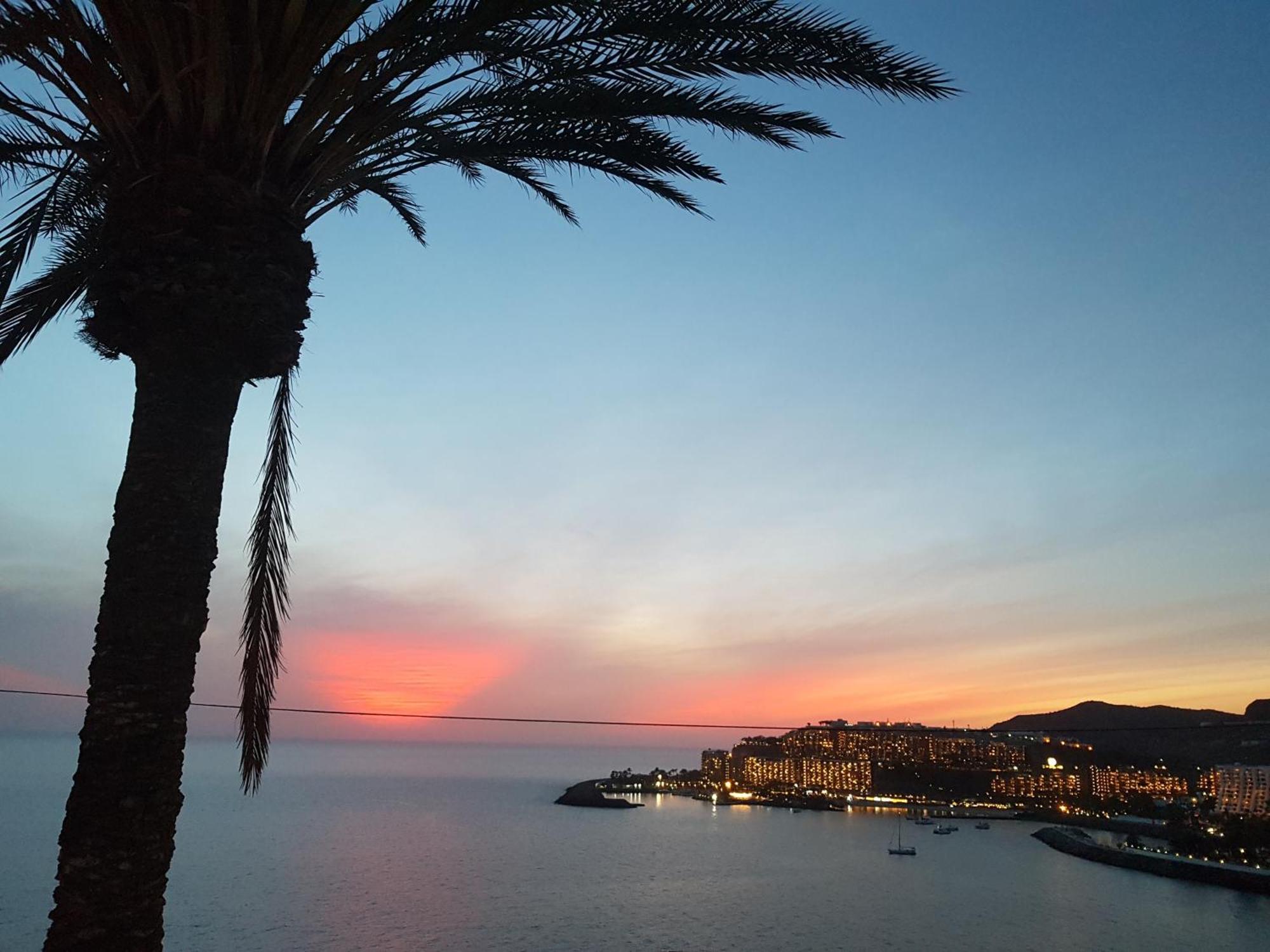 Deluxe Seaview-Sunsets !Transfe-R Inc! Pool,2Aircond,2Tv65",600Mb Dishwasher,,2 Beaches,Anfi-View Apartment Patalavaca Exterior photo