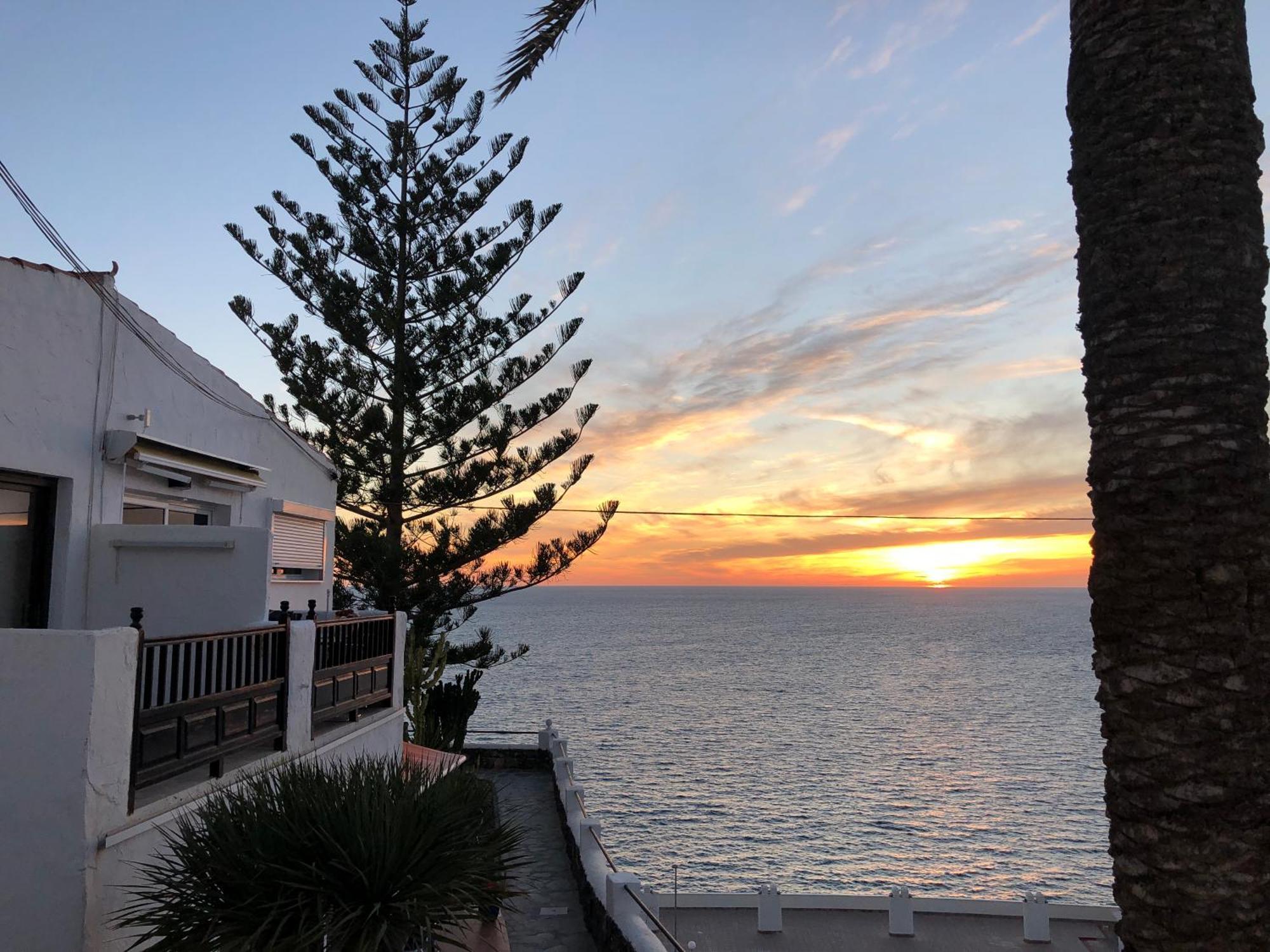 Deluxe Seaview-Sunsets !Transfe-R Inc! Pool,2Aircond,2Tv65",600Mb Dishwasher,,2 Beaches,Anfi-View Apartment Patalavaca Exterior photo